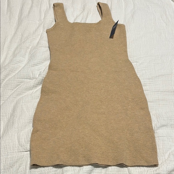Abercrombie & Fitch Dresses & Skirts - Elegant Tan Sleeveless Dress